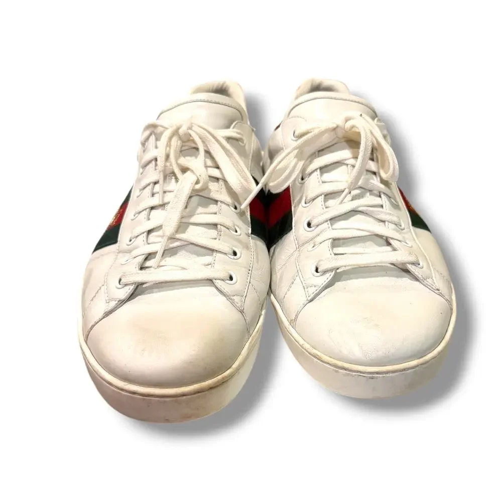 Gucci paint flaws